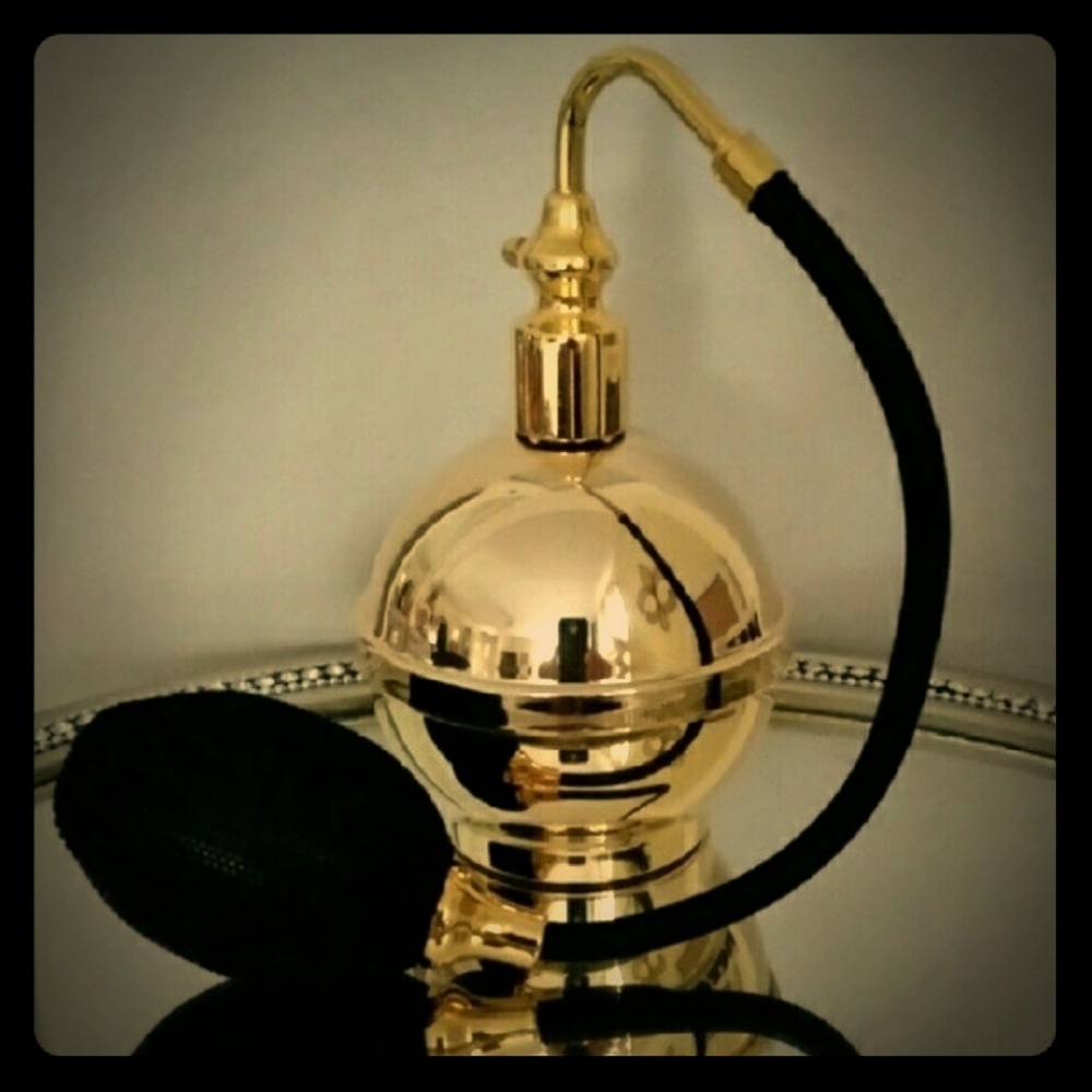 Classic Atomizer Perfume sprayer.